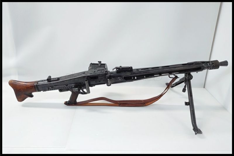 東京)無可動銃 ユーゴスラビア MG42/M53 機関銃 ドラムマガジン付