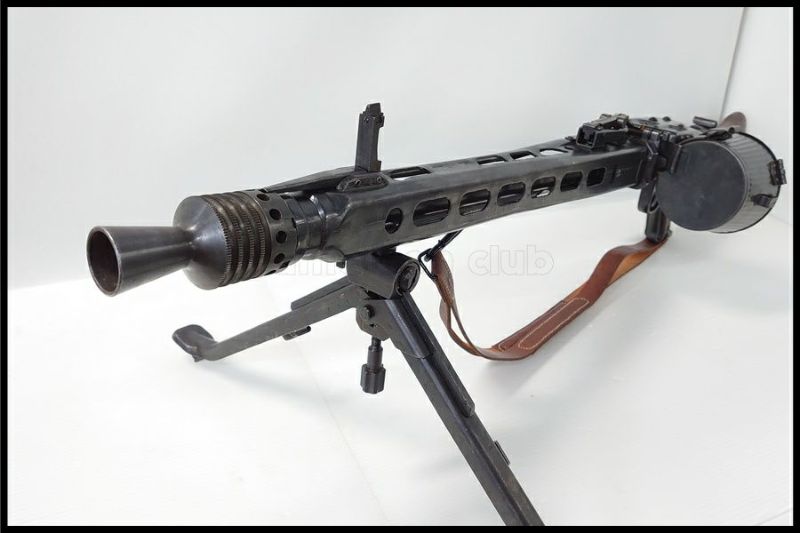 東京)無可動銃 ユーゴスラビア MG42/M53 機関銃 ドラムマガジン付