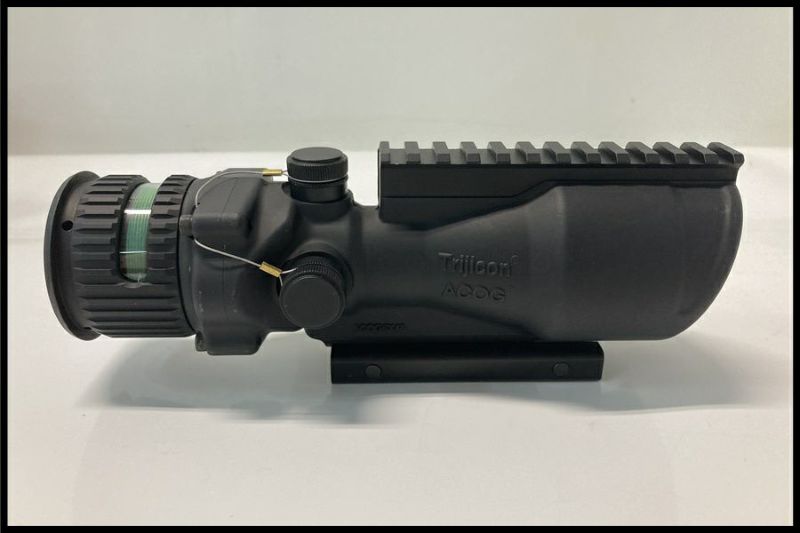 東京)Trijicon/トリジコン ACOG TA648-308G グリーン 実物スコープ