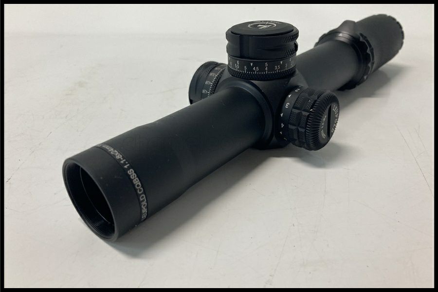 東京)LEUPOLD/リューポルド MARK8 1.1‐8×24 H27D 7 MOA実物スコープ