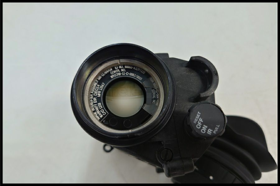 東京)米軍放出品 AN/PVS-14 NVG ナイトビジョン 実物 Omni8 Gen3
