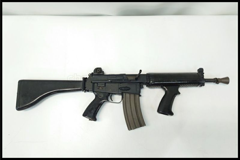 東京)無可動銃 Armalite AR-18S 自動小銃 旧加工 アーマライト AR18S