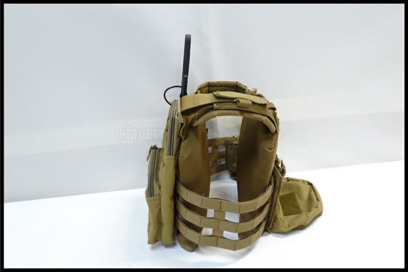 東京)ORDNANCE TACTICAl OKINAWA オードナンス プレートキャリア COBRAバックルタイプ コヨーテ ポーチ ダミープレート付