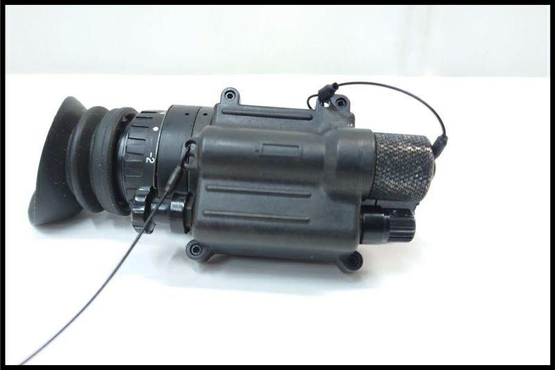 東京)米軍放出品 PVS-14 A2 Omni8 Gen.3 オートゲート ナイト