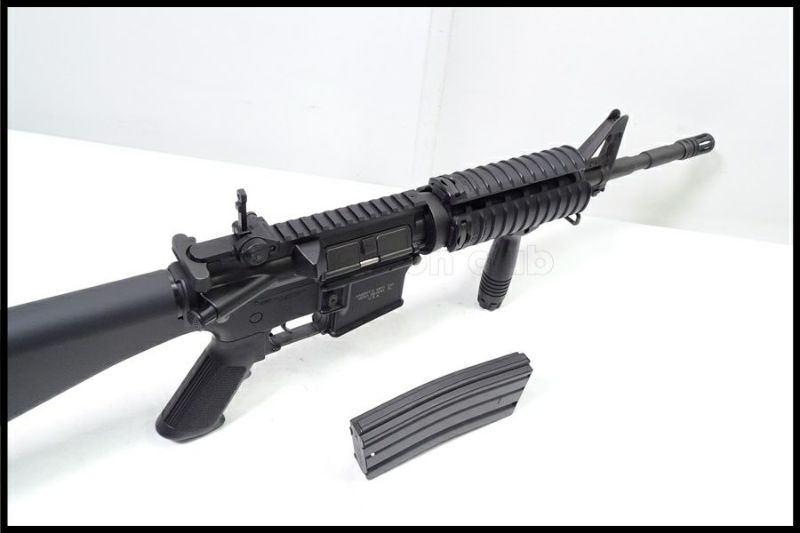 東京マルイ ナイツSR-16 M4カービン 電動ガン スタンダード