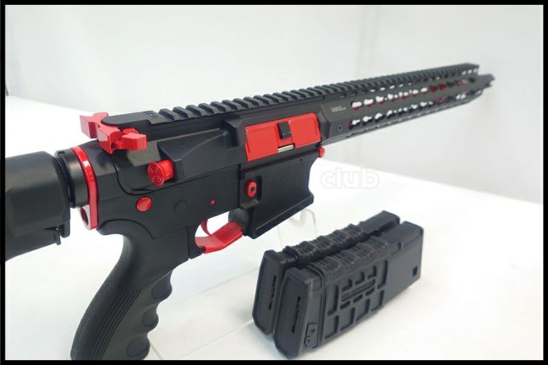 東京)G&G CM16 SRXL レッドエディション 電動ガン 予備マガジン付