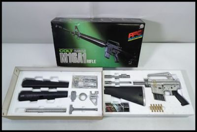 東京)マルシン コルト M16A1 金属モデルガン 83年 組立キット シリーズ16 現状品