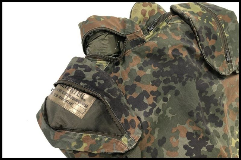 (補修跡・ほつれあり)ドイツ連邦軍 STアーマーカバー+グローインアーマーカバー Amazon | FIRST SPEAR グローインプロテクター MASS Groin