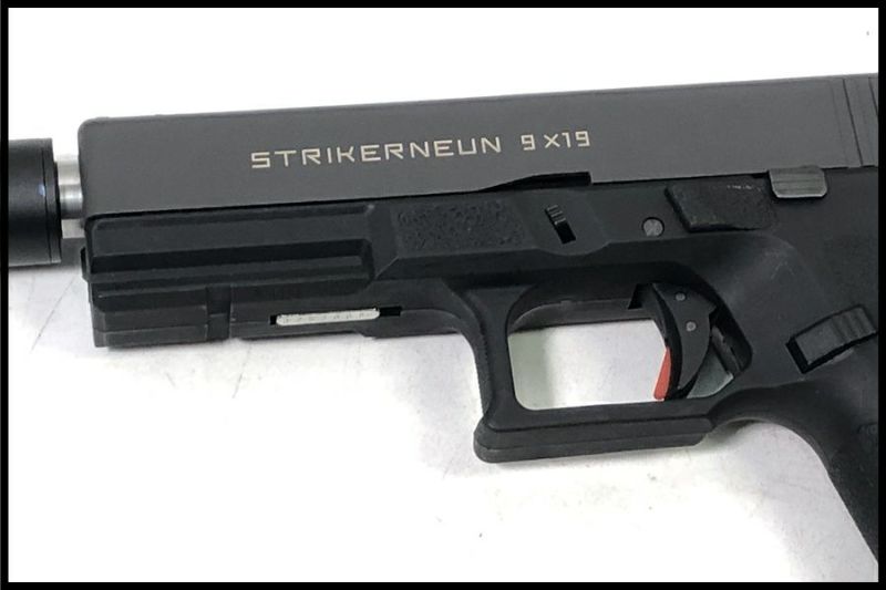 東京)Carbon8 カーボネイト STRIKER NEUN ストライカー9 CO2ガスブロー