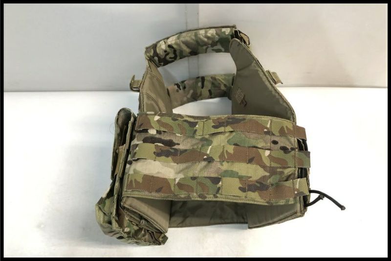 東京)LBX LBX-0300-S プレートキャリア マルチカム ポーチ付