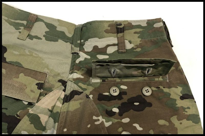 東京)米軍放出品 ACU カーゴパンツ マルチカム サイズSMALL-X-SHORT