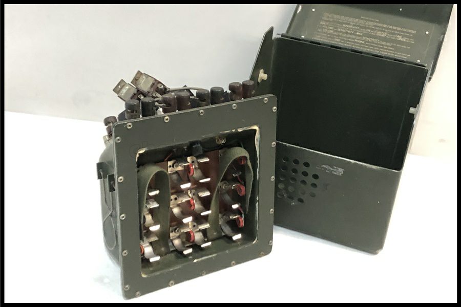 東京)米軍放出品 AN/PSR-1 X-150A 侵入者探知機 ジャンク
