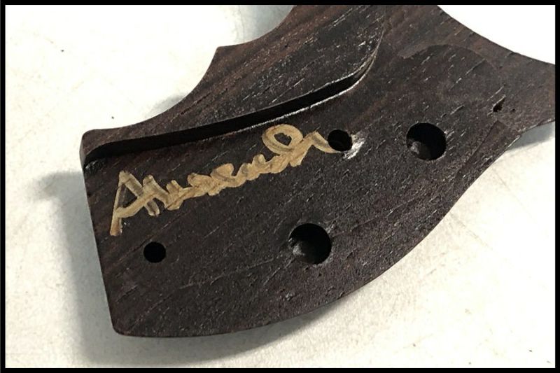 キムアーレンズ製 ファイティング 木製グリップ Kフレーム ラウンド