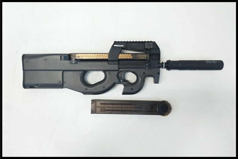 東京)東京マルイ P90 TR スタンダード電動ガン 予備マガジン付