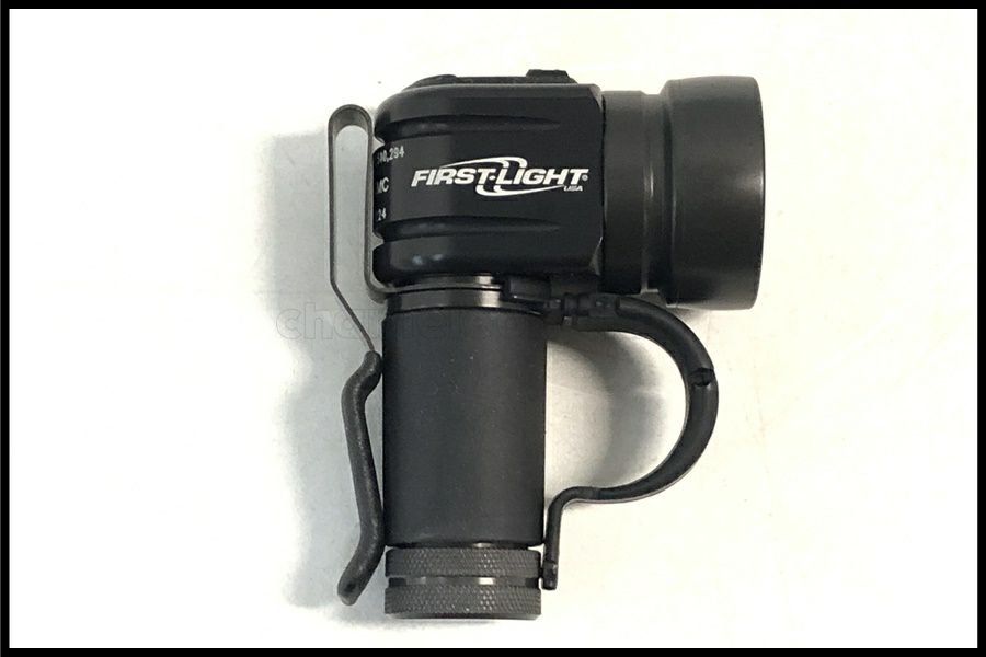 東京)FIRST LIGHT Tomahawk MC トマホーク タクティカルライト (1