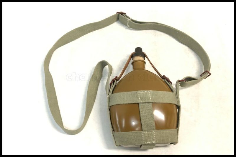 東京)メーカー不明 1） 旧日本軍 水筒 レプリカ