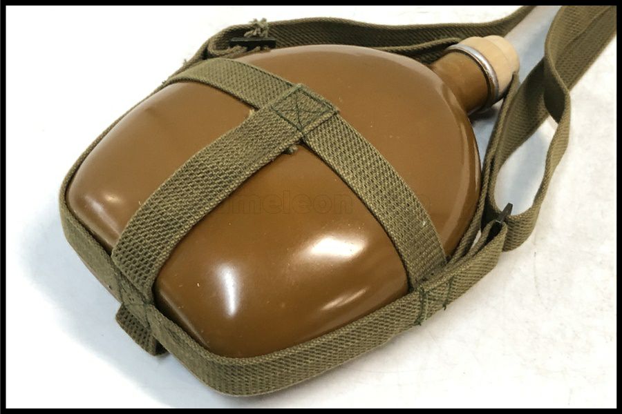 東京)メーカー不明 2） 旧日本軍 水筒 レプリカ