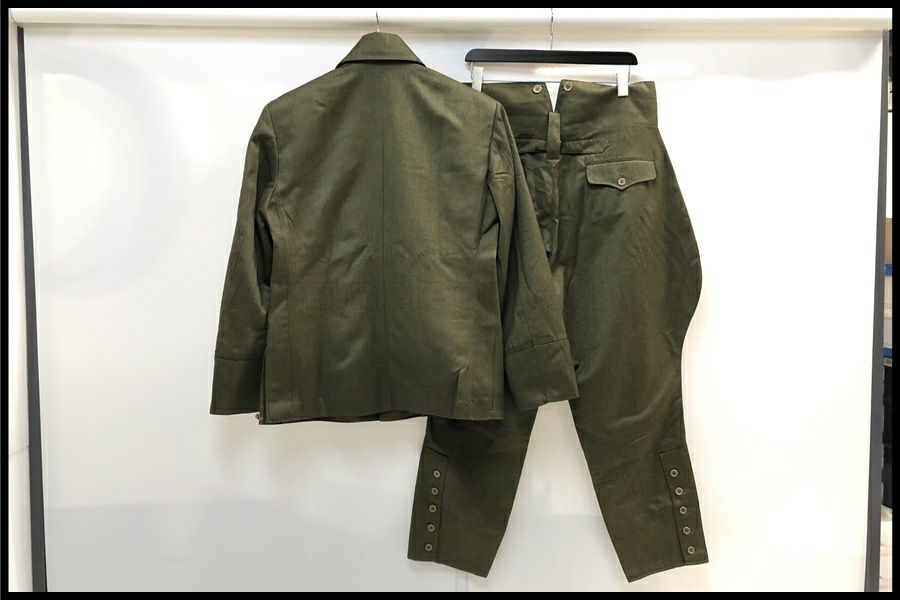 日本陸軍　軍服　S＆Graf製　Lサイズ　大尉階級章付き　上下セット 東京)S&Graf 旧日本軍 陸軍98式 将校用 軍服 上下 サイズ：M レプリカ