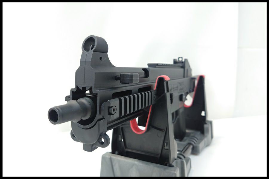 東京)VFC UMP45 ガスブローバック 予備マガジン・サイレンサー付