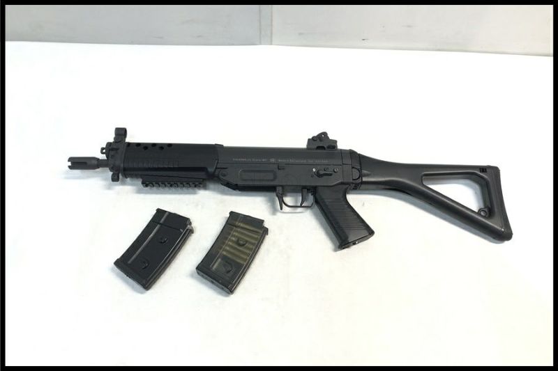 東京)東京マルイ SIG 552 SEALS スタンダード電動ガン 予備マガジン付