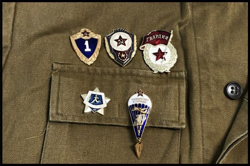 東京)ソ連軍 アフガンカ戦闘服上下セット サイズ48-2 夏期用 徽章付き